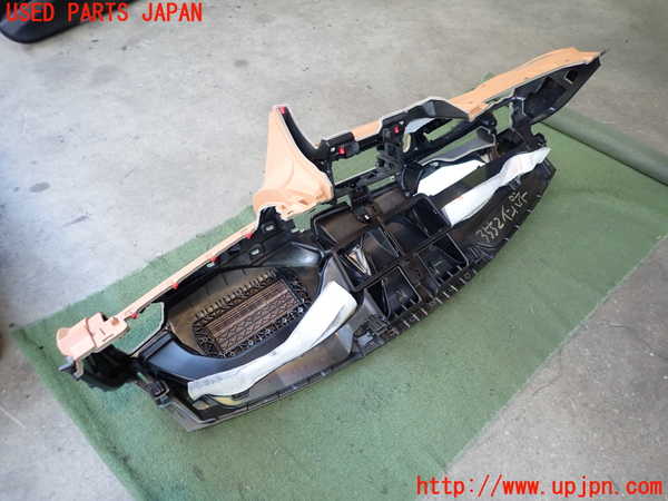 2UPJ-9235527505]BMW 320i(8A20)ダッシュボード 中古 (F30)_4