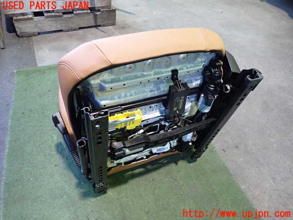 2UPJ-9235527065]BMW 320i(8A20)助手席シート 中古 (F30)_4