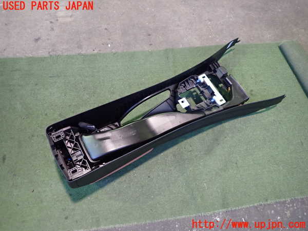 2UPJ-9235527540]BMW 320i(8A20)センターコンソール 中古 (F30)_5