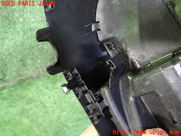 2UPJ-9235527905]BMW 320i(8A20)コラムカバー 中古 (F30)_3