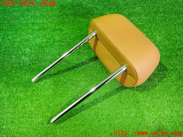 2UPJ-9235527150]BMW 320i(8A20)右2列目ヘッドレスト 中古 (F30)_2