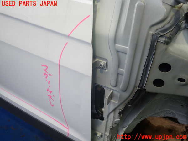 2UPJ-9235531230]VW・T-Cross(ティークロス)(C1DKR)右前ドア (43R-000479) 中古_2