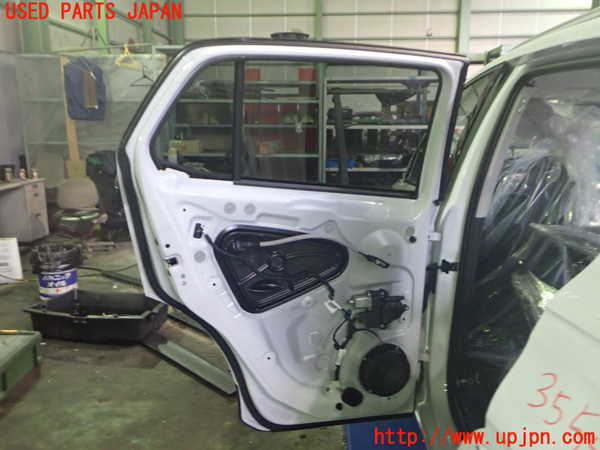 2UPJ-9235531320]VW・T-Cross(ティークロス)(C1DKR)左後ドア (43R-004524) 中古_4