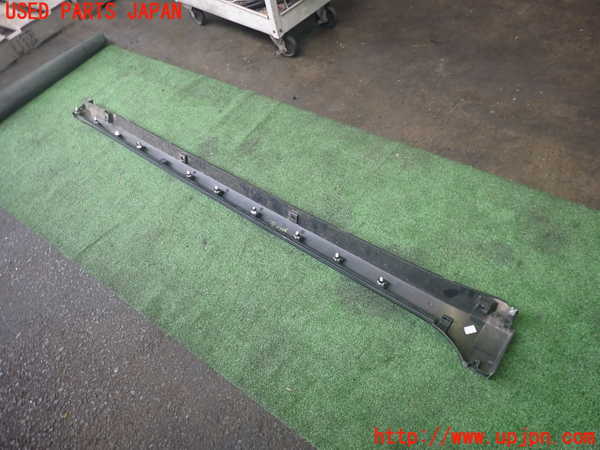 2UPJ-9235531392]VW・T-Cross(ティークロス)(C1DKR)左サイドステップ 中古_3