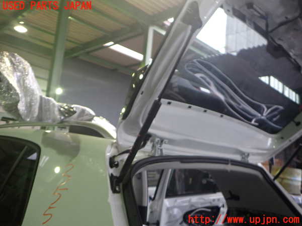 2UPJ-9235531584]VW・T-Cross(ティークロス)(C1DKR)リアゲートダンパー 中古_2