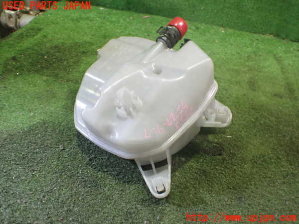 2UPJ-9235532410]VW・T-Cross(ティークロス)(C1DKR)ラジエータータンク 中古_2