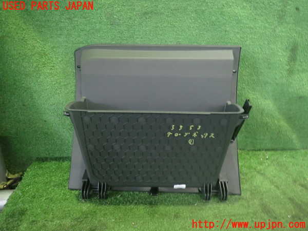 2UPJ-9235537516]VW・T-Cross(ティークロス)(C1DKR)グローブボックス1 中古_3