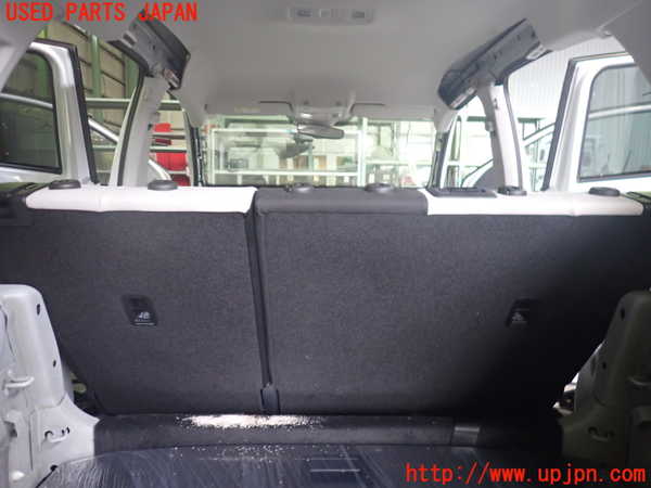2UPJ-9235537385]VW・T-Cross(ティークロス)(C1DKR)リアシート 中古_4