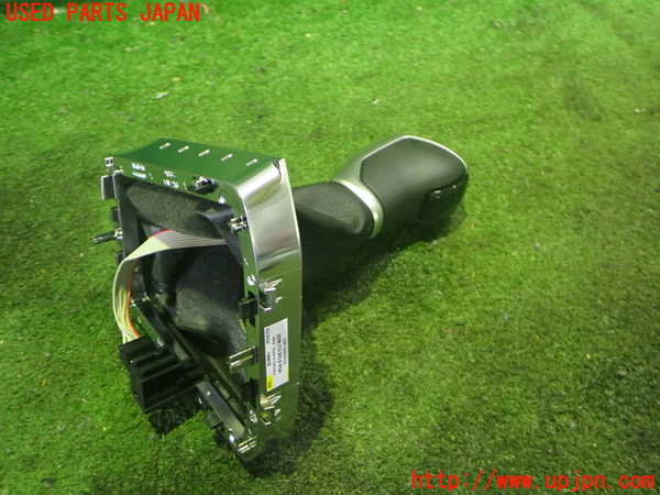 2UPJ-9235537570]VW・T-Cross(ティークロス)(C1DKR)シフトノブ 中古_2