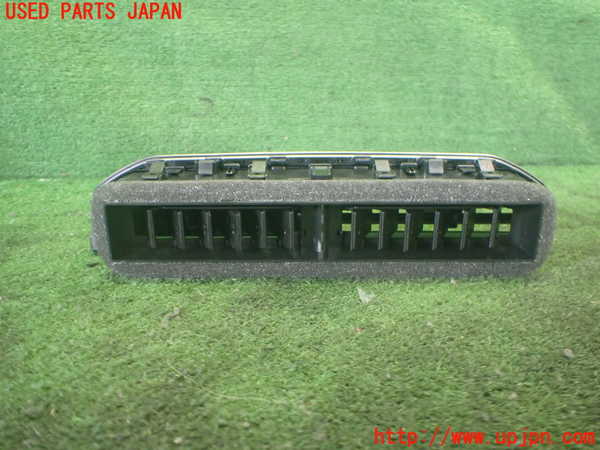 2UPJ-9235537526]VW・T-Cross(ティークロス)(C1DKR)エアコン吹き出し口1 (真中) 中古_2