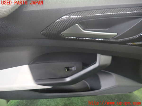 2UPJ-9235531264]VW・T-Cross(ティークロス)(C1DKR)左前ドア内張り 中古_2