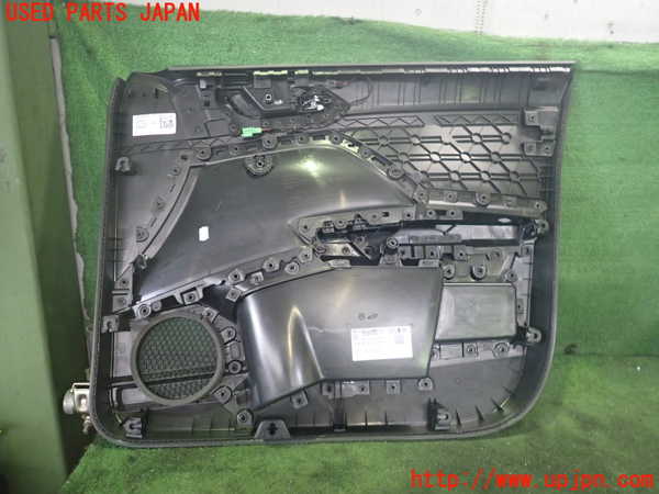 2UPJ-9235531264]VW・T-Cross(ティークロス)(C1DKR)左前ドア内張り 中古_3