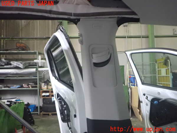 2UPJ-9235537670]VW・T-Cross(ティークロス)(C1DKR)左センターピラートリム 中古_2