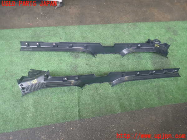 2UPJ-9235537740]VW・T-Cross(ティークロス)(C1DKR)スカッフプレート 中古_2