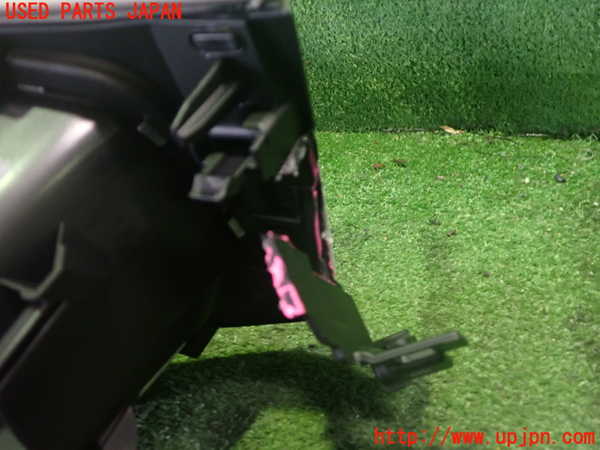 2UPJ-9235537510]VW・T-Cross(ティークロス)(C1DKR)メーターフード (ジャンク品) 中古_3