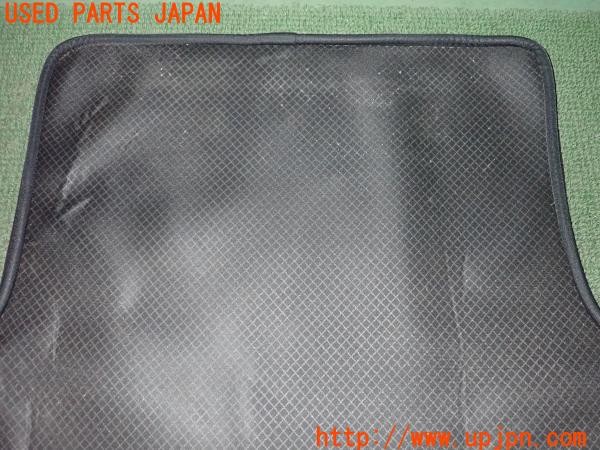 3UPJ=9235540634]クラウン ロイヤルサルーン(GRS210)純正 08213-30A30 ラゲッジマット トランクマット ソフトトレイ 中古_3