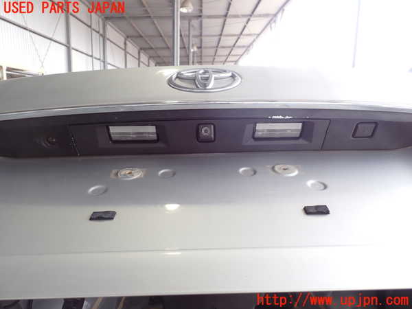 2UPJ-9235541500]クラウン ロイヤル(GRS210)トランク 中古_4