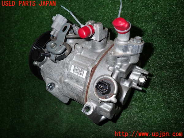 2UPJ-9235546025]クラウン ロイヤル(GRS210)エアコンコンプレッサー 中古_2