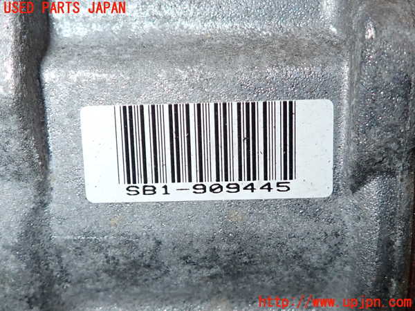 2UPJ-9235546025]クラウン ロイヤル(GRS210)エアコンコンプレッサー 中古_4