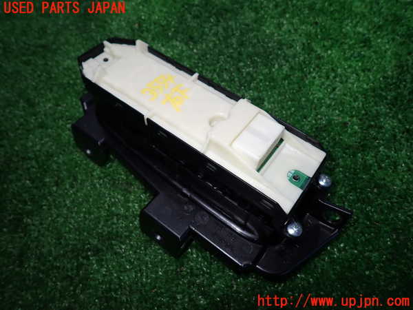 2UPJ-9235546240]クラウン ロイヤル(GRS210)右前パワーウィンドウスイッチ 中古_2