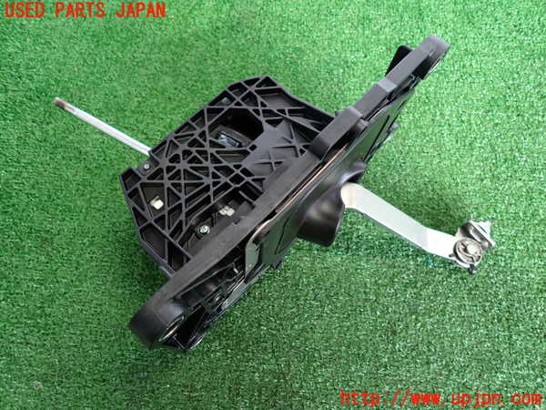 2UPJ-9235547555]クラウン ロイヤル(GRS210)ATシフトレバー 中古_2