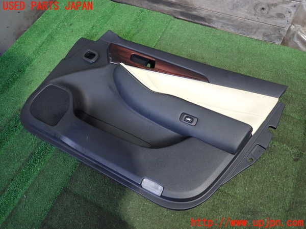 2UPJ-9235541234]クラウン ロイヤル(GRS210)右前ドア内張り 中古_2