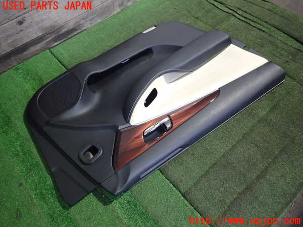 2UPJ-9235541264]クラウン ロイヤル(GRS210)左前ドア内張り 中古_3