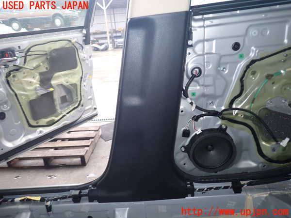 2UPJ-9235547665]クラウン ロイヤル(GRS210)右センターピラートリム 中古_3