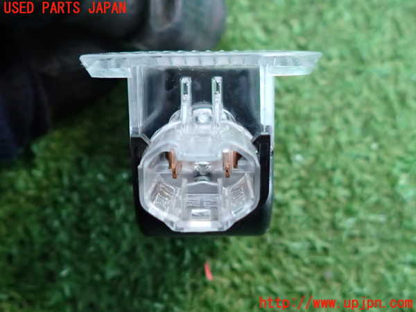 2UPJ-9235546413]クラウン ロイヤル(GRS210)ルームランプ3 (真中 ラゲッジ) 中古_3