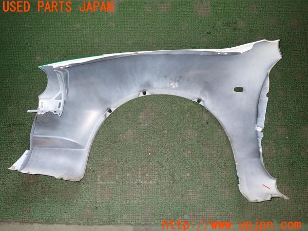 3UPJ=9235550049]セリカ GT-FOUR(ST205)後期 純正 右フロントフェンダー カストロールカラー デカール・ステッカー貼り付け 中古_4