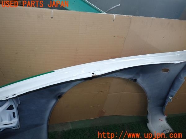3UPJ=9235550049]セリカ GT-FOUR(ST205)後期 純正 右フロントフェンダー カストロールカラー デカール・ステッカー貼り付け 中古_5