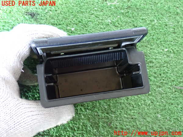 2UPJ-9235557821]セリカ GT-FOUR(ST205)灰皿1 中古_2