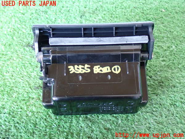 2UPJ-9235557821]セリカ GT-FOUR(ST205)灰皿1 中古_3