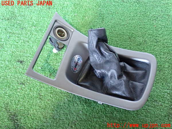 2UPJ-9235557575]セリカ GT-FOUR(ST205)シフトブーツ 中古_2