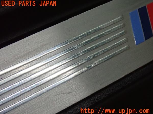 3UPJ=9235570616]BMW 328i グランツーリスモ Mスポーツ(3X28 F34)前期 純正 5147-8051037-05 スカッフプレート 中古_3