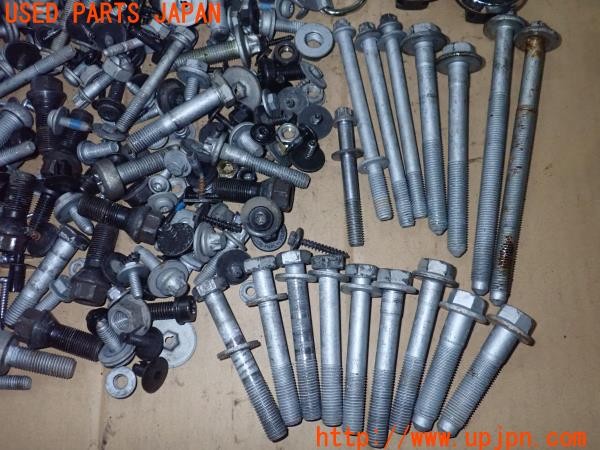 3UPJ=9235570720]BMW 328i グランツーリスモ Mスポーツ(3X28 F34)前期 ネジ・ナット・ステー類 セット ジャンク_3