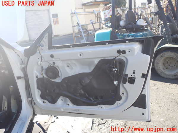 1UPJ-9235571230]BMW 328i グランツーリスモ(3X28)(F34)右前ドア 中古(43R-011025 M241)_4