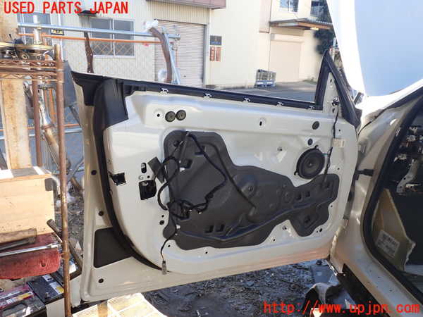 1UPJ-9235571260]BMW 328i グランツーリスモ(3X28)(F34)左前ドア 中古(43R-011025 M241)_4