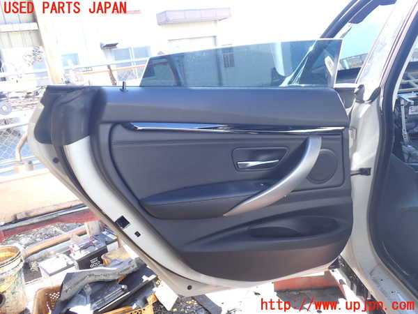 1UPJ-9235571320]BMW 328i グランツーリスモ(3X28)(F34)左後ドア 中古(43R-001025 M241)_4