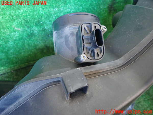 1UPJ-9235572560]BMW 328i グランツーリスモ(3X28)(F34)エアクリーナーボックス 中古_2