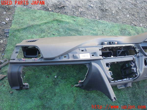 1UPJ-9235577505]BMW 328i グランツーリスモ(3X28)(F34)ダッシュボード 中古_3