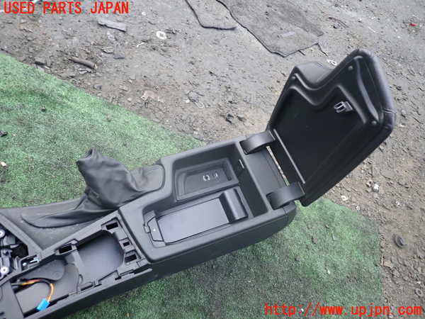 1UPJ-9235577540]BMW 328i グランツーリスモ(3X28)(F34)センターコンソール 中古_2