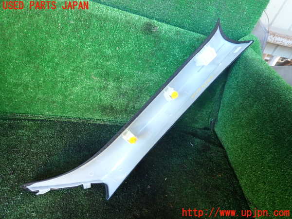 1UPJ-9235577660]BMW 328i グランツーリスモ(3X28)(F34)左フロントピラートリム 中古_2