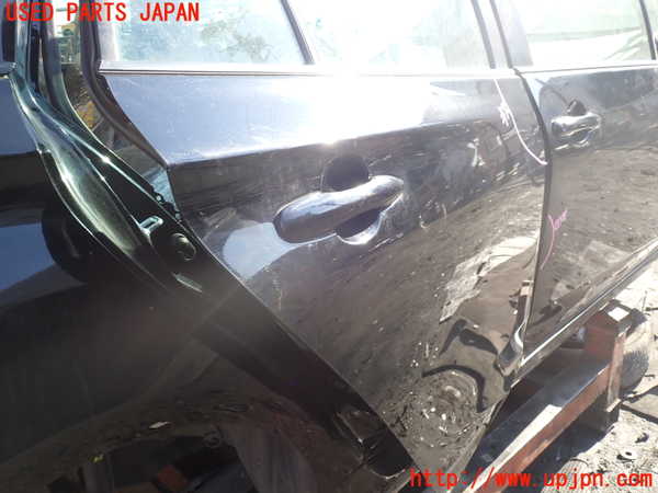 1UPJ-9235581290]プリウスPHV(ZVW52)右後ドア 中古(43R-007953 M2F3)_3