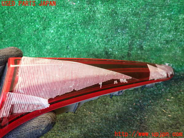 1UPJ-9235581550]プリウスPHV(ZVW52)右リアフィニッシャー 中古_2