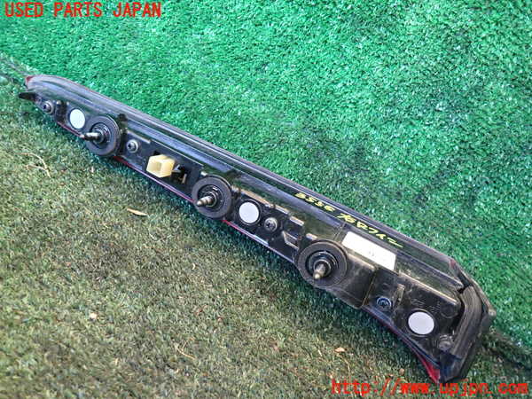 1UPJ-9235581550]プリウスPHV(ZVW52)右リアフィニッシャー 中古_3