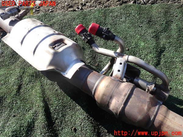 1UPJ-9235582661]プリウスPHV(ZVW52)触媒1 中古_3