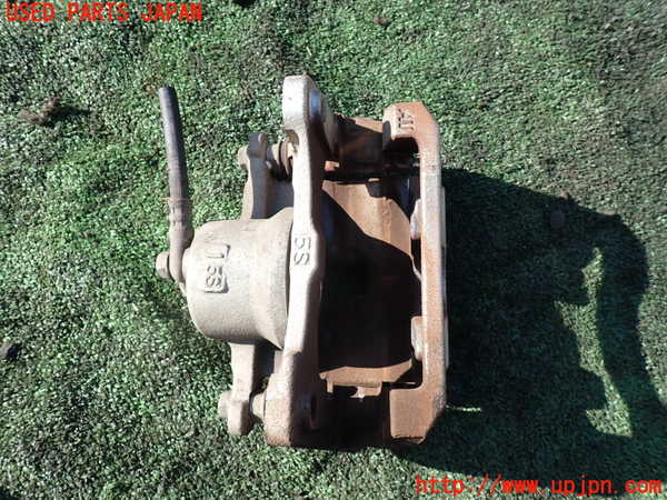 1UPJ-9235584080]プリウスPHV(ZVW52)右フロントキャリパー 中古_2