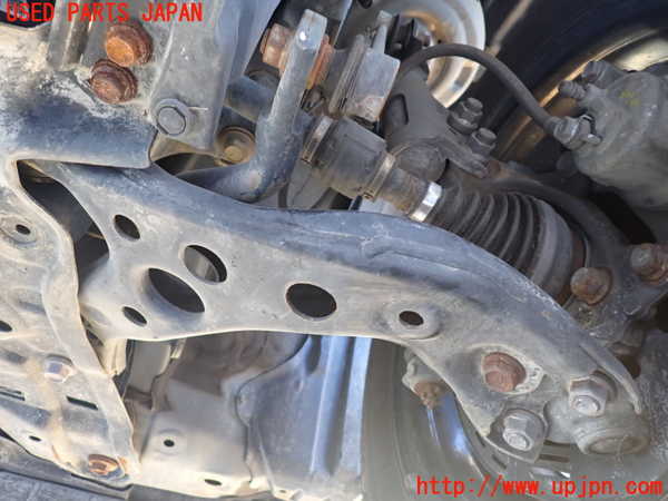 1UPJ-9235585186]プリウスPHV(ZVW52)左フロントロアアーム1 中古_2