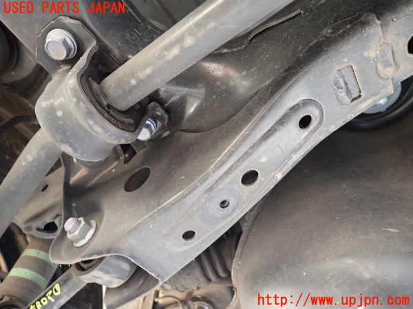 1UPJ-9235585295]プリウスPHV(ZVW52)リアメンバー 中古_5